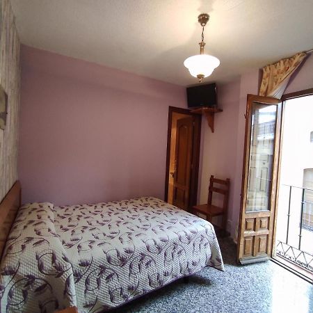 Hostal Plaza Ciudad-Rodrigo Esterno foto