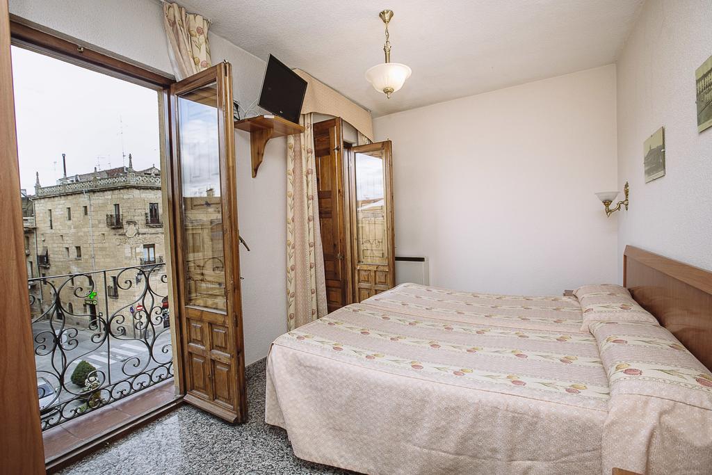 Hostal Plaza Ciudad-Rodrigo Camera foto